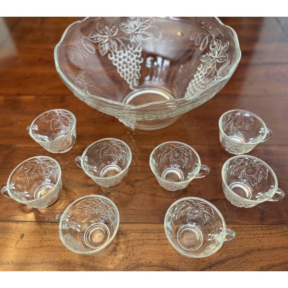 Vintage Anchor Hocking Harvest Grape Punch Bowl Set 9 Pieces Clear Glass Ruffled